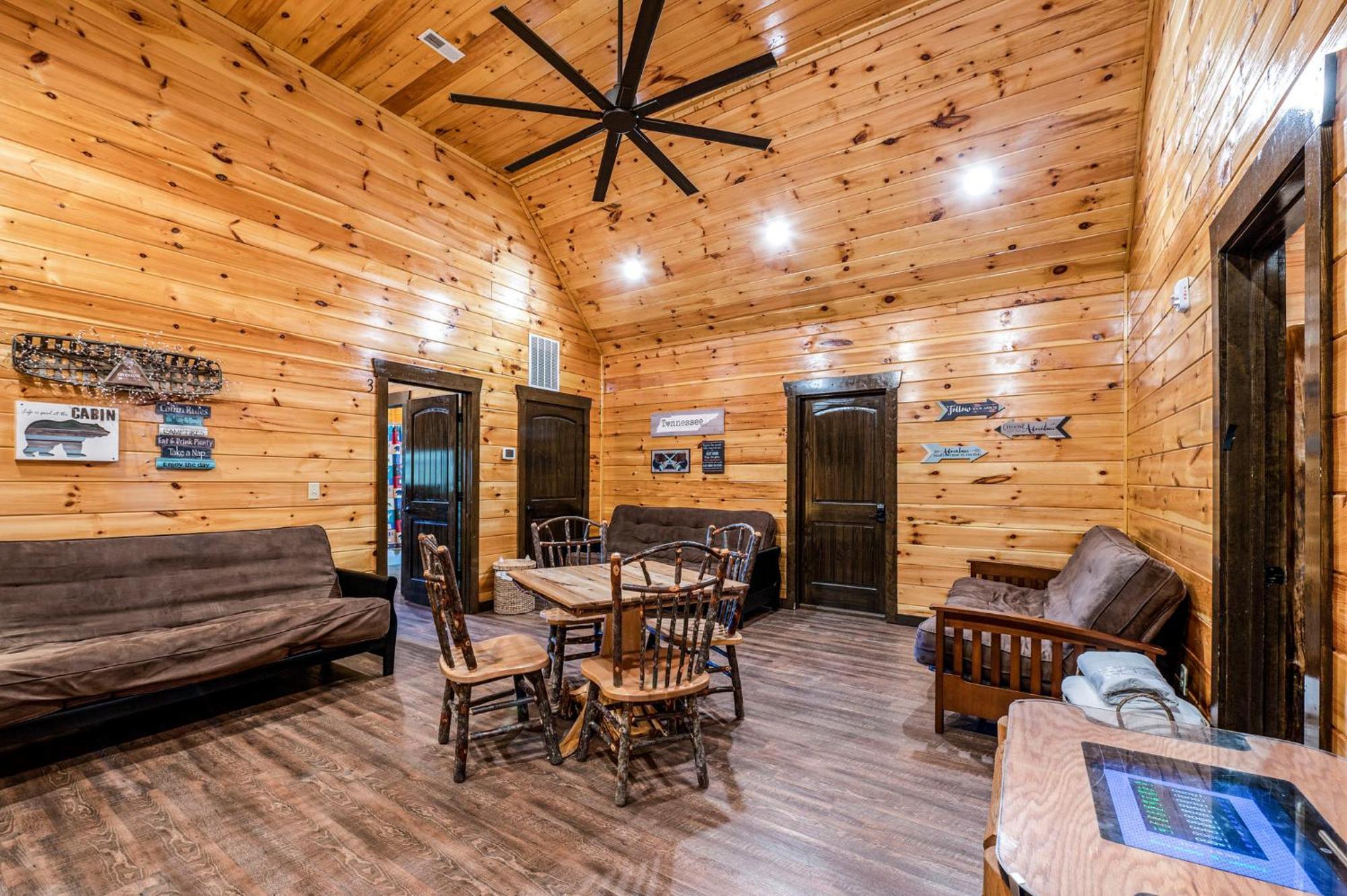 The Mighty Crabapple Manor By Stony Brook Cabins Gatlinburg Exterior foto